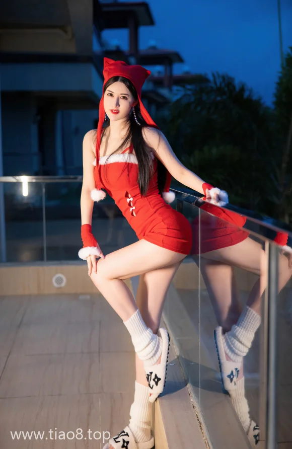 诗诗kiki这组圣诞女孩cos写真第3张 诗诗kiki这组圣诞女孩cos写真第3张