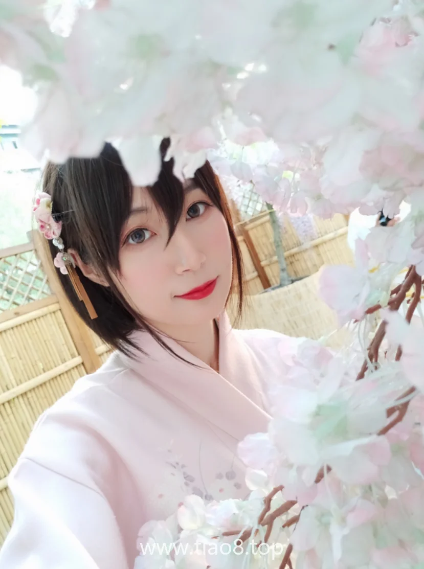 白银81这组和服温泉cos写真第1张 白银81这组和服温泉cos写真第1张
