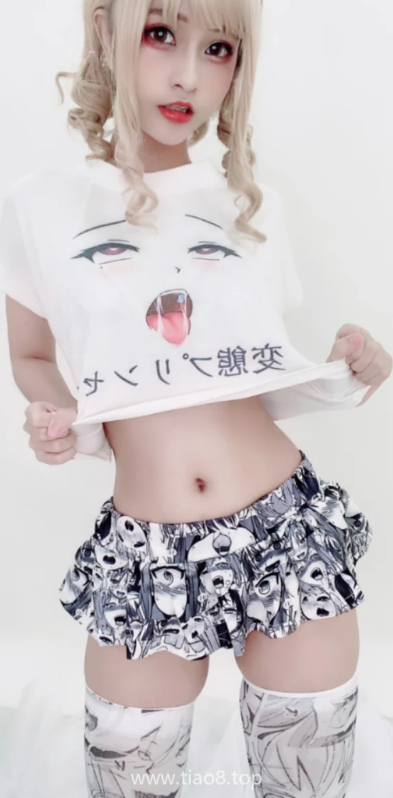 Azami阿黑颜衣服cos写真第1张 Azami阿黑颜衣服cos写真第1张