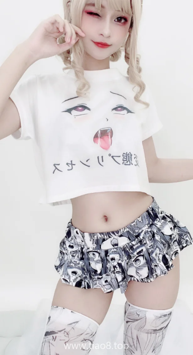 Azami阿黑颜衣服cos写真第4张 Azami阿黑颜衣服cos写真第4张