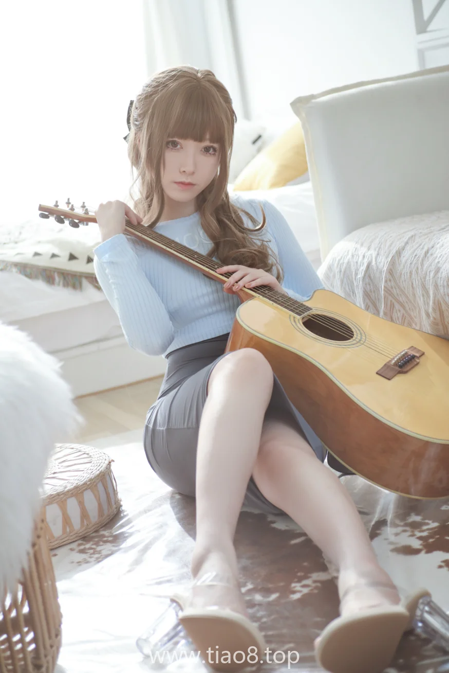 Asagiriai的吉他妹妹cos写真第4张 Asagiriai的吉他妹妹cos写真第4张