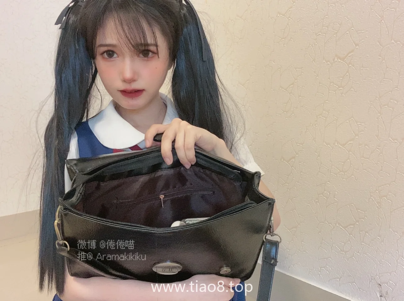 倦倦喵这期JK的书包里有什么cos写真第3张 倦倦喵这期JK的书包里有什么cos写真第3张