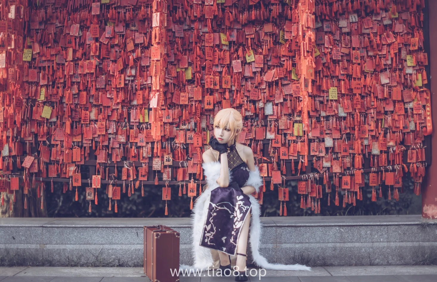 Coser衣衣少女前线紫雨心14张图,斑驳光打肩上那几张是真出彩插图2 Coser衣衣少女前线紫雨心14张图,斑驳光打肩上那几张是真出彩插图2