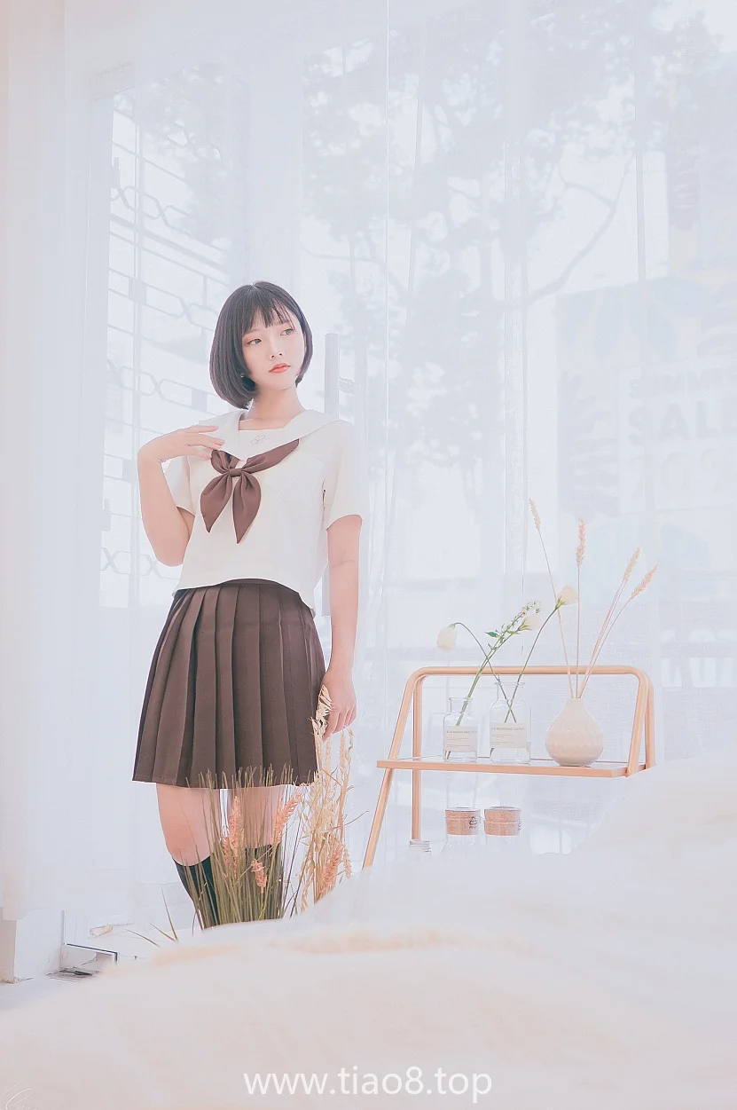 Messie Huang Birthday Seifukucos写真第4张