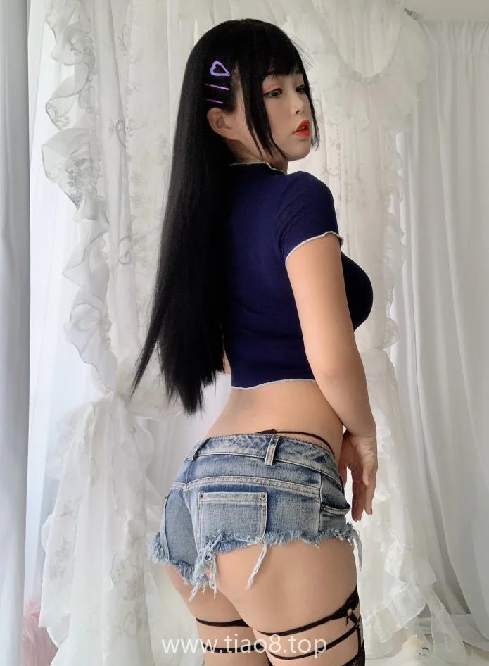 白烨烨这套bad girlcos写真第4张 白烨烨这套bad girlcos写真第4张