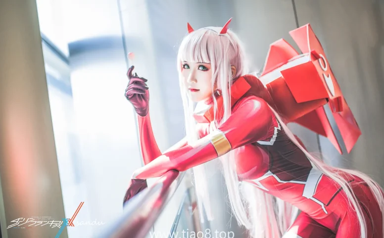 被三度_69美到了,Darling in the Frankxx护栏边的那股劲儿绝了