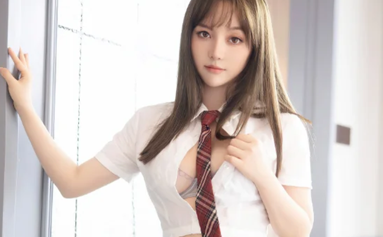 学校里穿裙子校服的豆瓣酱,女学生这组看着真有青春气息